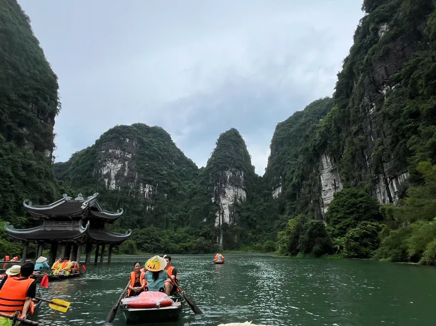 Hành trình Tràng An — Ninh Bình